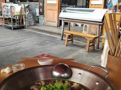 -大众跷脚牛肉馆·非遗传承单位(峨眉山店)