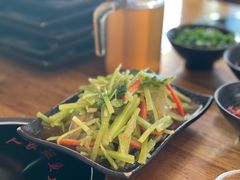 -丽江人家斑鱼火锅(保健路店)