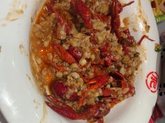 -肥肥虾庄·金牌油焖大虾(汉口城市广场店)