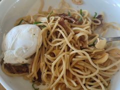 -ROAST coffee & eatery
