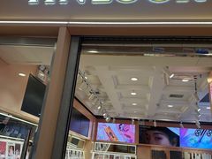 -4iNLOOK美瞳店(中山公园龙之梦店)