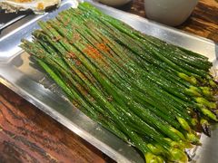 -蚝美人·生蚝海鲜烧烤(茶花园店)