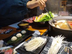 -呷哺呷哺(星光天地店)