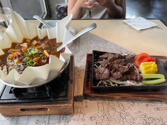 -穹六人间 people 6(岳阳路店)