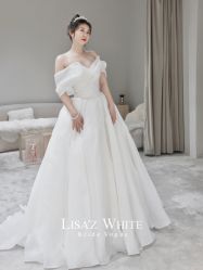 -Renee芮亦婚纱(原丽莎)