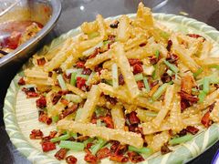 -一撮毛美食城(全力一路店)