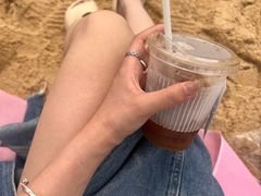 -本来不该有·鲜果咖啡(大梅沙店)