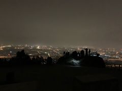 -鬼笑石后山停车场