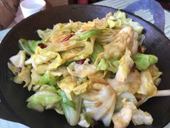 手撕包菜-八珍饺子·烤鸭·家常菜