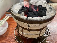 炭炉果鸡煲-威邵鸡煲(西华路总店)