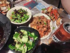 -巴厘龙虾·榜首油焖大虾(音乐学院·沿江酒馆店)