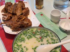 -吴记酱骨炖菜馆(西大直街店)