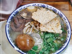 -叶新小吃店(来凤小区总店)