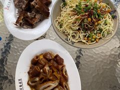 -老鼎万春卤菜(五代传承创始老店)