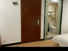 -鑫雅居公寓(广州南站地铁站店)