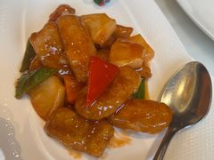 菠萝咕噜肉-利苑酒家(合景国际金融广场店)