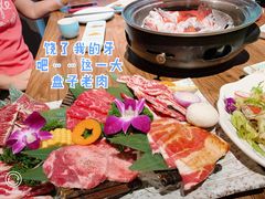 黑牛六拼-明洞阿姨·韩式酱蟹烤肉·创意料理(三元桥店)