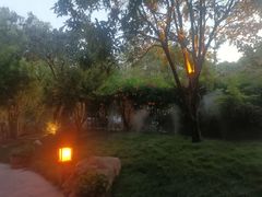 -千滋百味·醉江澜花园餐厅(街道口店)