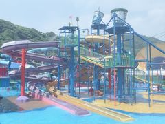 -平湖九龙山乐满地水上乐园