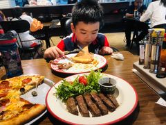 南部嫩烤牛肉-Tubestation站点比萨(高新万达ONE店)