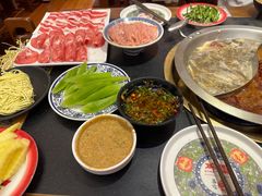 -沸炉重庆老火锅(军事博物馆店)