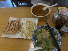 -八百里牛肉汤(盖饭·锅贴·万象城店)