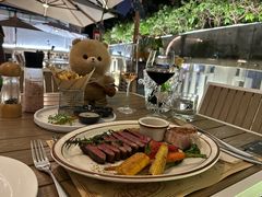 -Mark&Mars Restaurant