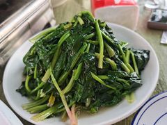 -丹水桥地锅鱼·翘嘴鲌·地方特色全鱼宴(丹江口大坝店)