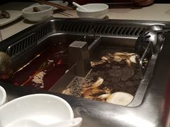 -海底捞火锅鲜切牛肉主题店(长寿路店)