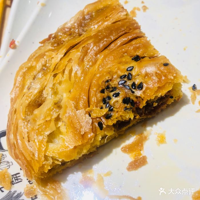 甘食记成都肥肠粉(来福士店)千层酥牛肉锅盔图片 - 第1张