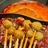 在深圳竟然也能吃到手工现炒底料的重庆火锅！