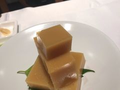 芸豆糕-四季民福烤鸭店(王府井灯市口店)