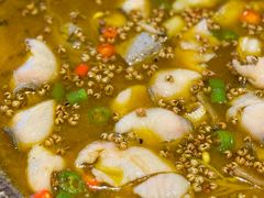 -有红鸡毛店·川菜(建设路店)