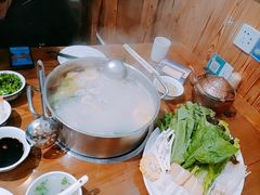 滋补药膳猪肚鸡打边炉-广州海鲜酒楼(长丰园店)