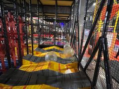 -嗨翻Hi-Fun竞技主题乐园·蹦床亲子生日轰趴(国光1937店)