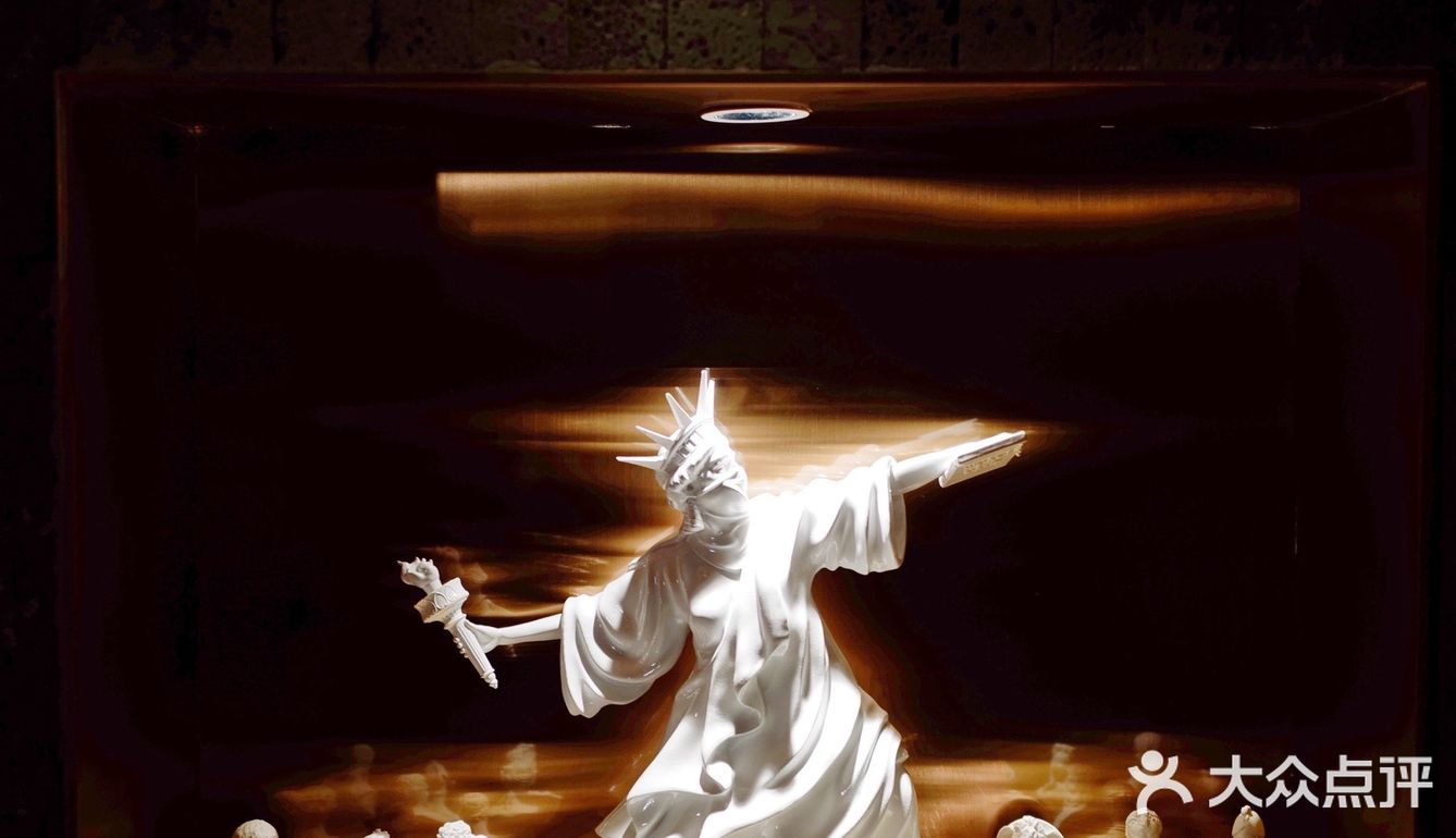 宫廷华丽复古风日式烧鸟酒场20来了颜值口味满分