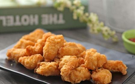 炸鸡味道好吧我承认我又管不住嘴了就点了一份鸡米花解解嘴馋吧真好吃