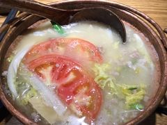 -麦麦山云南菜(复地活力城店)