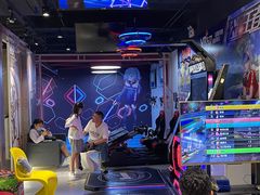 -VR+乐园·VR电竞·家庭亲子·密室逃脱·轰趴团建