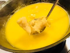 -鲜入围煮花胶鸡海鲜火锅