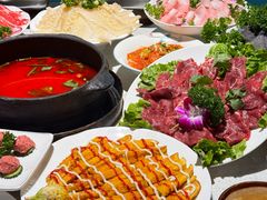 -贵府酸汤牛肉火锅·贵州老字号(飞山街店)