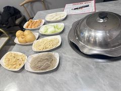 -光头药膳鸡(莱茵小镇店)