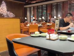 -蝴蝶里·粤菜·点心(滨江龙湖店)