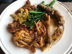 -大中华希尔顿酒店-念自助餐·嗨啤·小龙虾