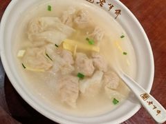 刀鱼馄饨-老半斋(福州路店)