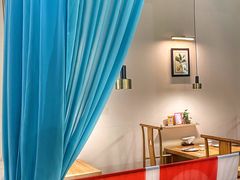 -柒月小火炉·新派川菜(金狮广场店)