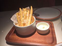 -阿妮叶李(光谷世界城店)