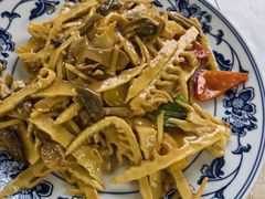 -天天向上素食餐厅(五台山店)