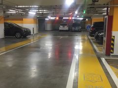 -万象城-停车场