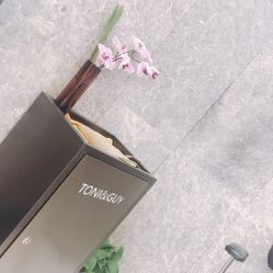 点击看大图 -TONI&GUY